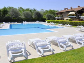 Charming Holiday home in Lazise with Swimming Pool, Lazise